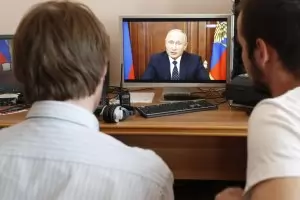 Путин иска руска алтернатива на Уикипедия