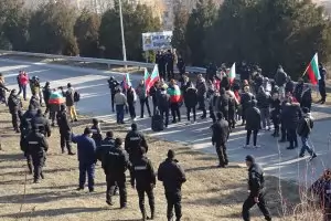 Граждани пак протестираха за по-добър живот в поне 6 града