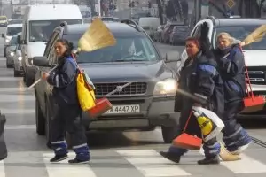 Любима фирма на ГЕРБ ще чисти район „Красна поляна“ още 1 г. 