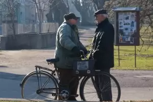 В Белия дом направиха Зелен коридор за възрастни хора