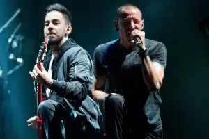 Linkin Park пускат още едно неиздавано парче с гласа на Честър Бенингтън