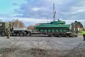 България изпраща и самоходни гаубици, и БРДМ-и за Украйна