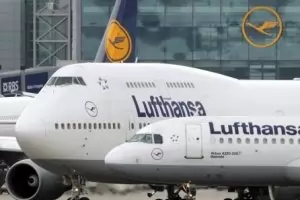 Наземният персонал на "Lufthansa" прекрати стачката