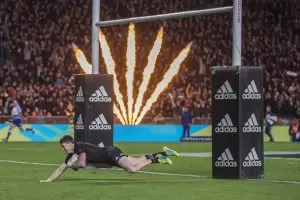 Крепостта на All Blacks е непревземаема от 30 години