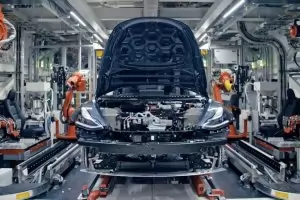 ЕС намалява митата върху вноса на електромобили Tesla от Китай