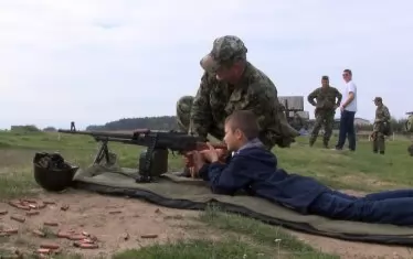  Каракачанов строява батальона все около избори*