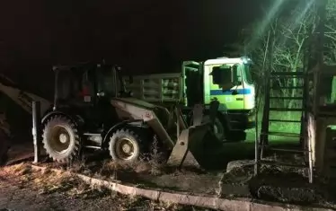 Полиция влезе в завод "Стомана" заради източване на вода