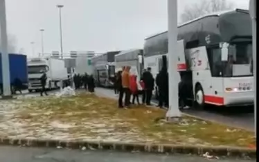 Български автобуси са блокирани на сръбско-унгарската граница