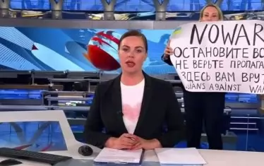 Арестуваната руска журналистка: Не съжалявам, каквото и да стане с мен