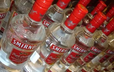 Водка Smirnoff за втори път напуска Русия