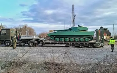 България изпраща и самоходни гаубици, и БРДМ-и за Украйна